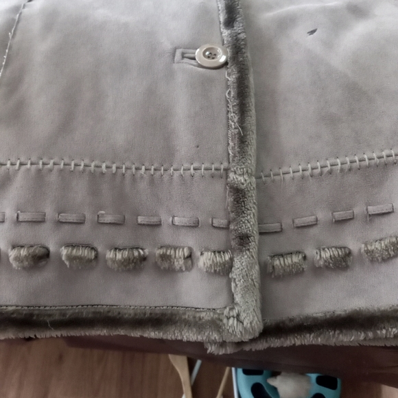 Novelti Plus 3X faux fur jacket with hoodie khaki/olive color - Picture 12 of 15